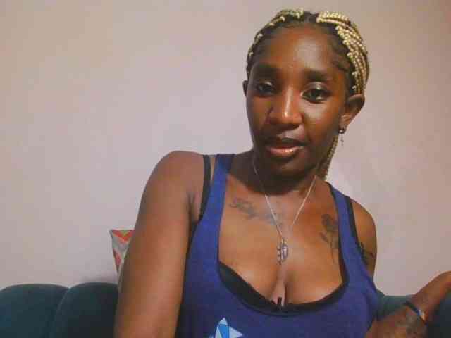 Hornycammy23