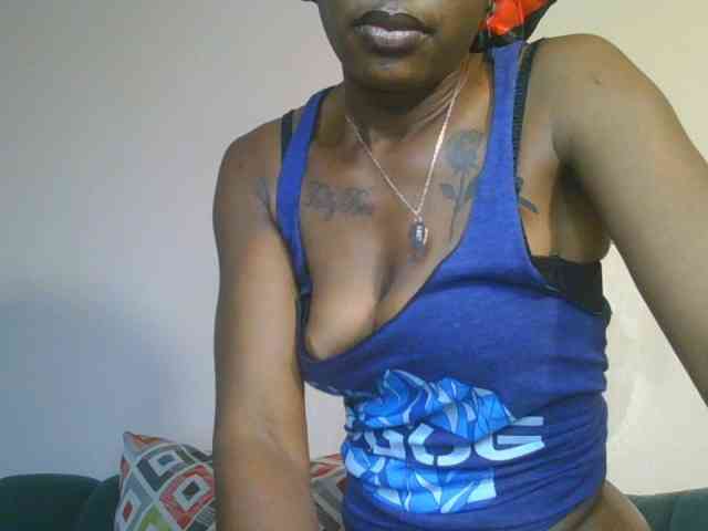 Hornycammy23