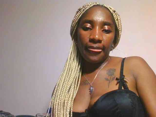 Hornycammy23