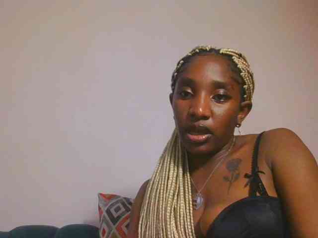 Hornycammy23
