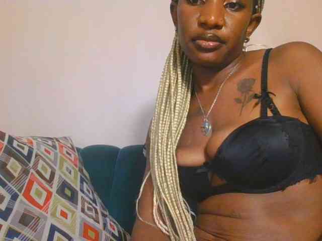 Hornycammy23