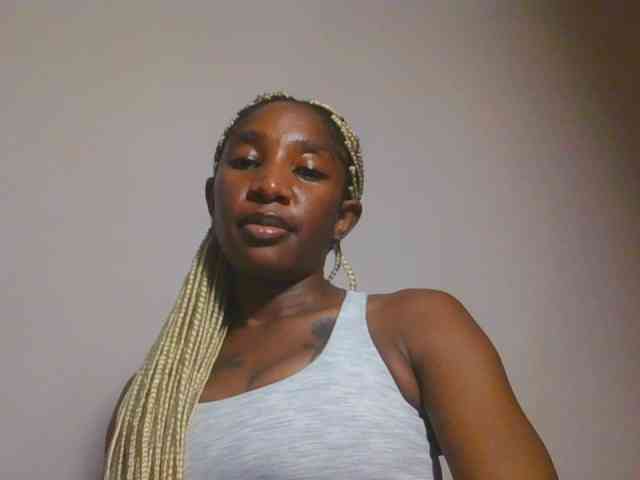 Hornycammy23 Hornycammy23