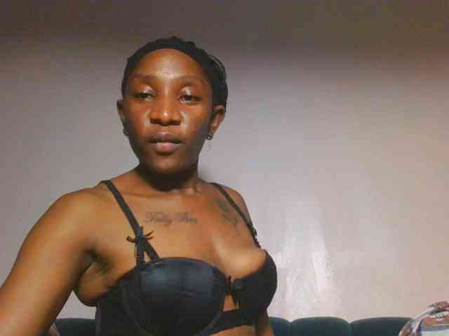 Hornycammy23
