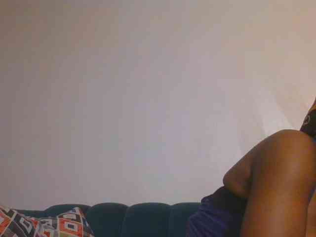 Hornycammy23