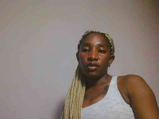 Hornycammy23 Hornycammy23