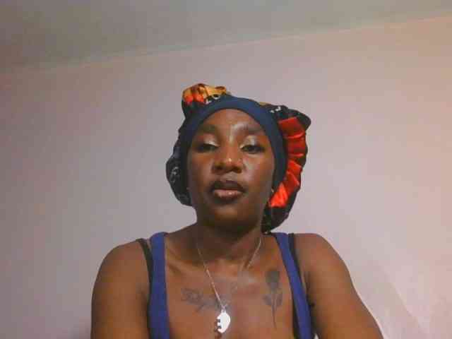 Hornycammy23