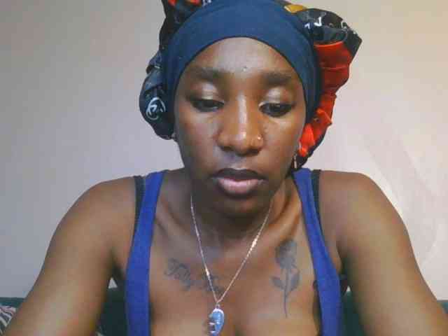 Hornycammy23