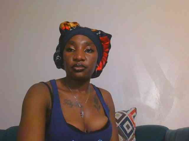 Hornycammy23