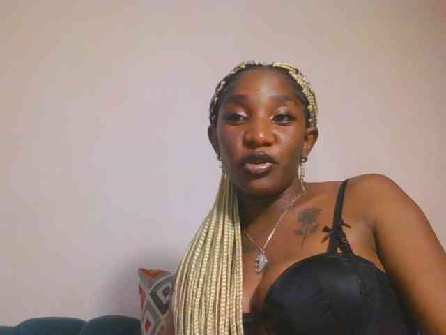 Hornycammy23