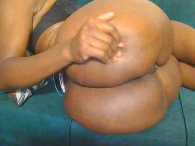 Hornycammy23 webcam