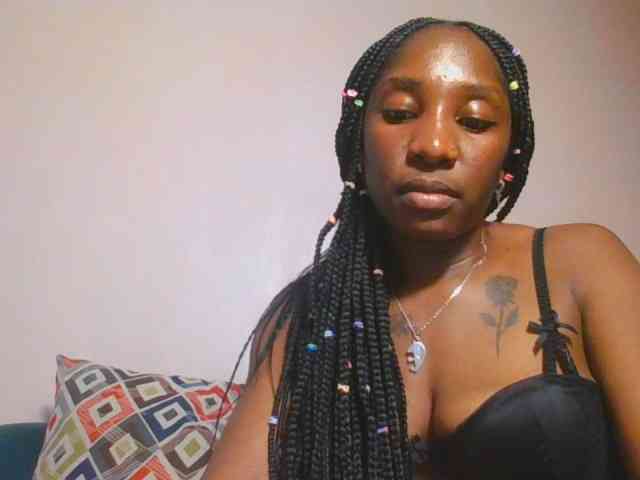 Hornycammy23 webcam