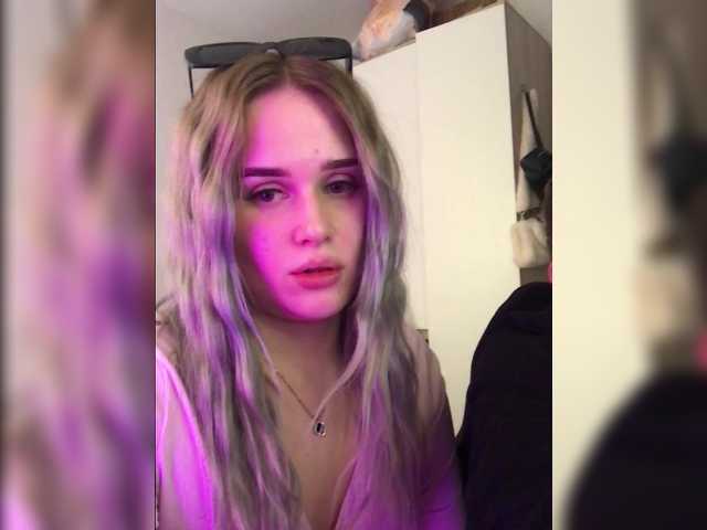 ShvartsAM's BongaCams show and profile