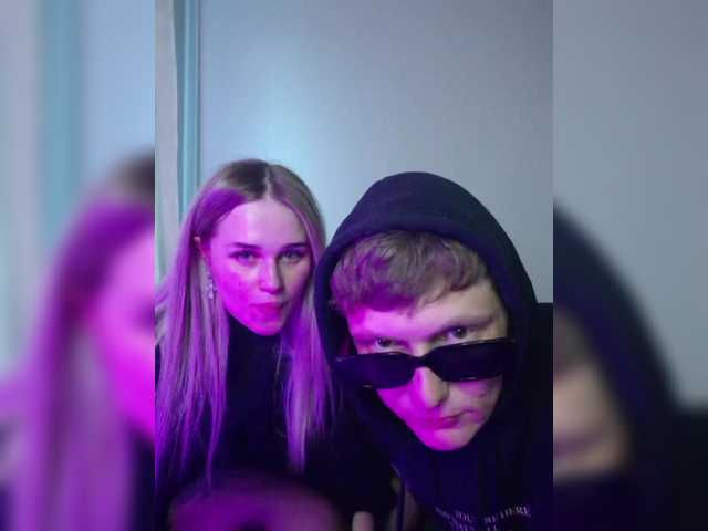 ShvartsAM's BongaCams show and profile