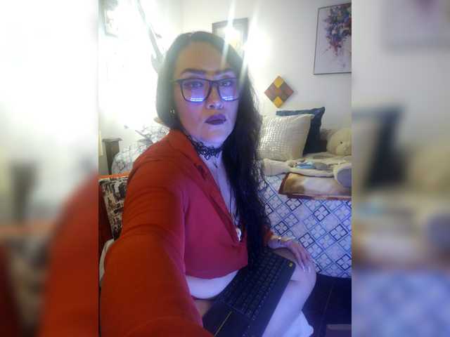  MeganHotCurvy chat room