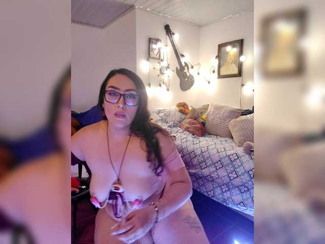 MeganHotCurvy