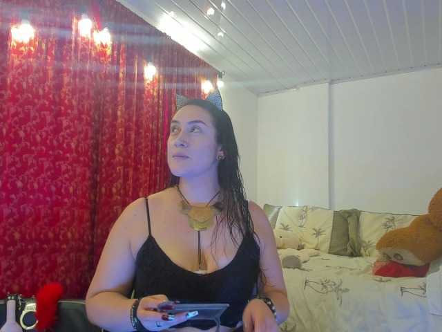 MeganHotCurvy