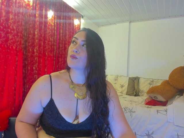 MeganHotCurvy