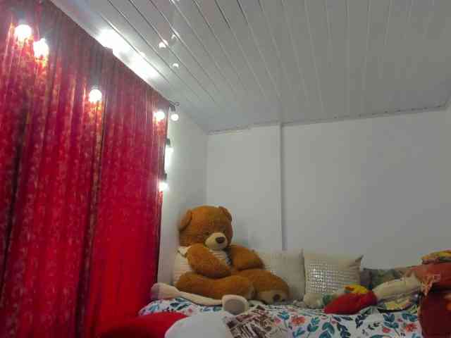 MeganHotCurvy Live Webcam on BongaCams