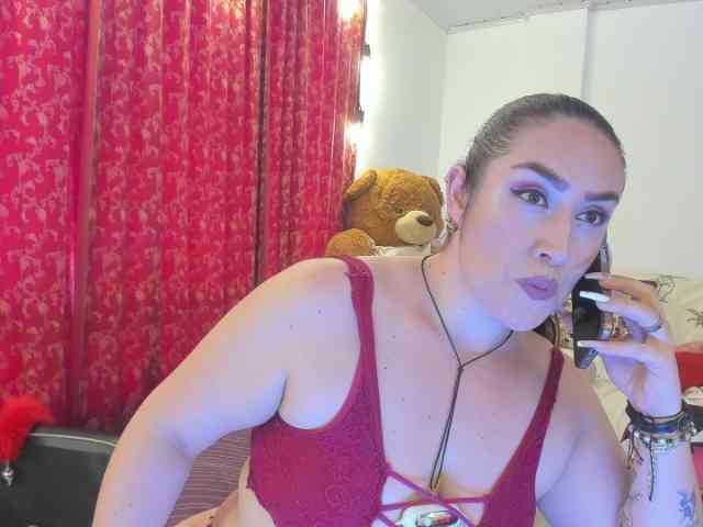 MeganHotCurvy
