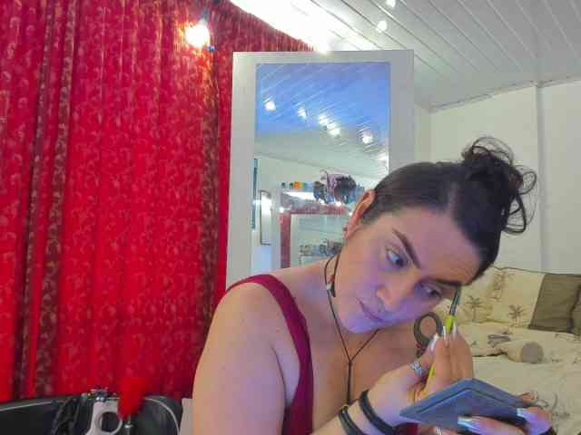 MeganHotCurvy