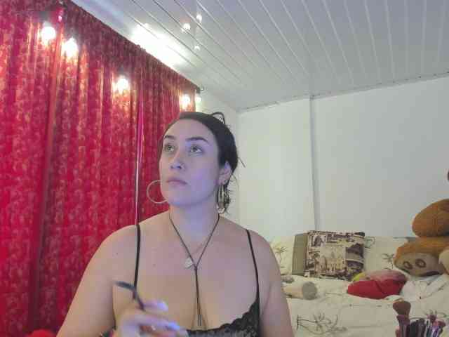 MeganHotCurvy