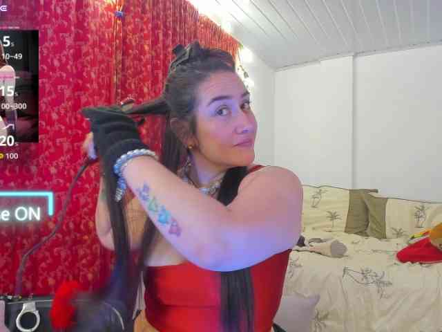 MeganHotCurvy