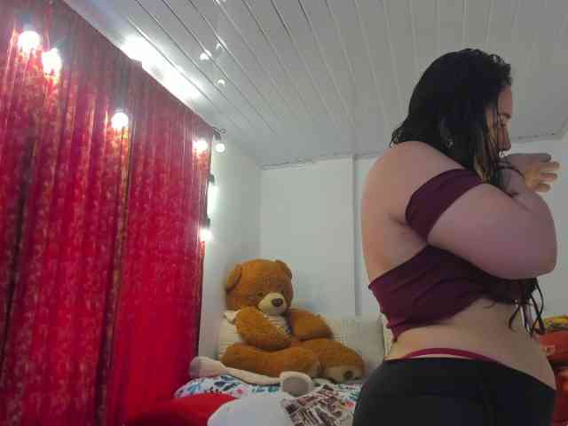 MeganHotCurvy Live Webcam on BongaCams