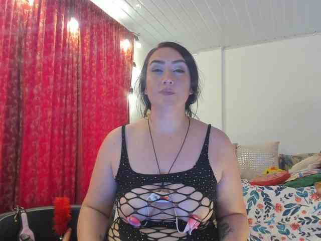 MeganHotCurvy