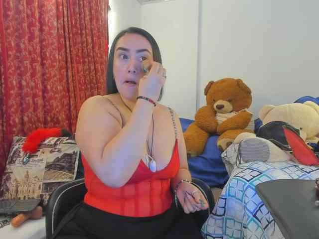 MeganHotCurvy