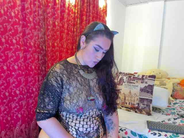 MeganHotCurvy MeganHotCurvy