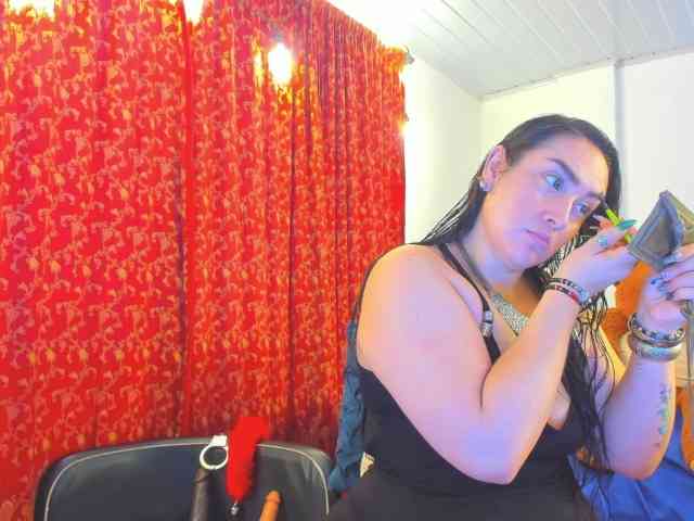 MeganHotCurvy