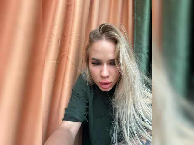 OksiToksik live cam on BongaCams