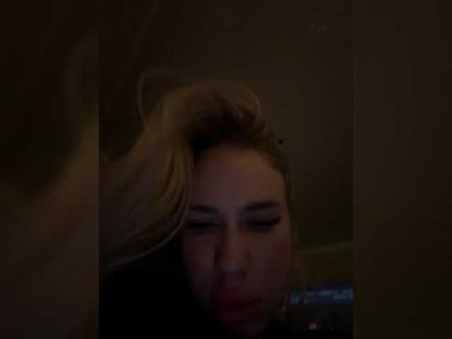 OksiToksik live cam on BongaCams