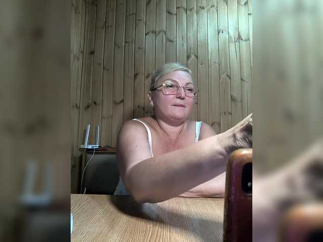 BLONDJob live cam on BongaCams
