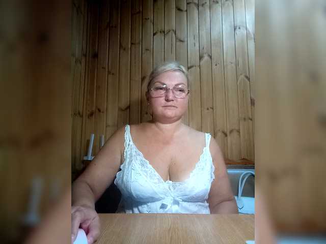 BLONDJob live cam on BongaCams