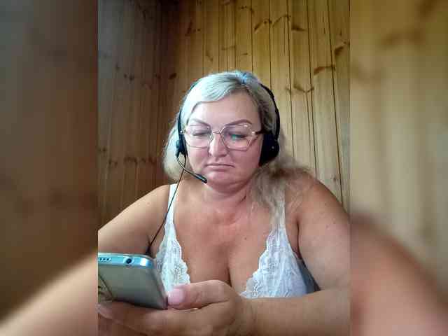 BLONDJob webcam