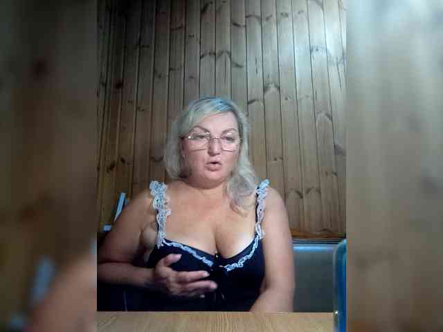 BLONDJob webcam
