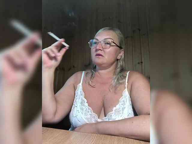 BLONDJob webcam