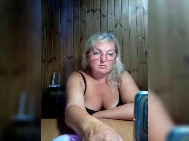 BLONDJob webcam