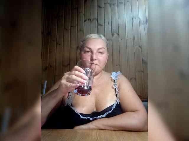 BLONDJob webcam