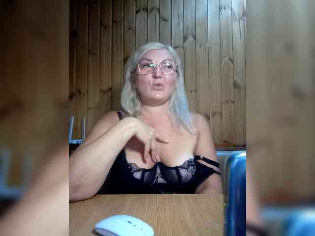 BLONDJob webcam