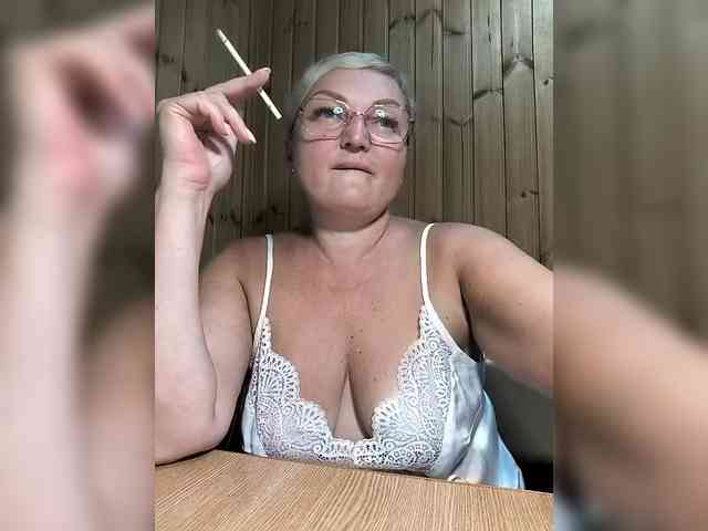 BLONDJob webcam