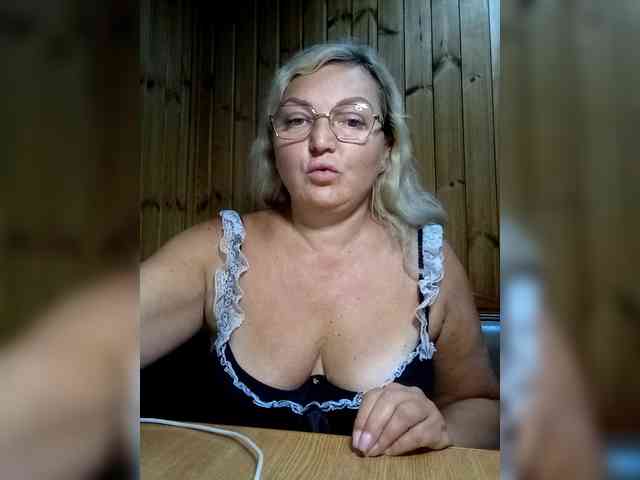 BLONDJob webcam