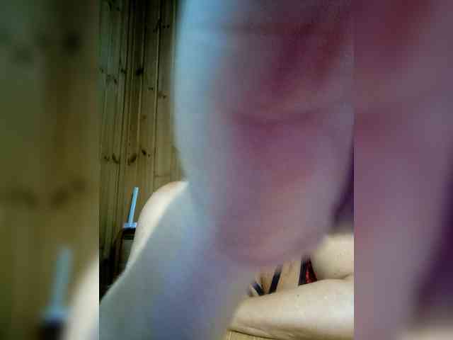 BLONDJob webcam