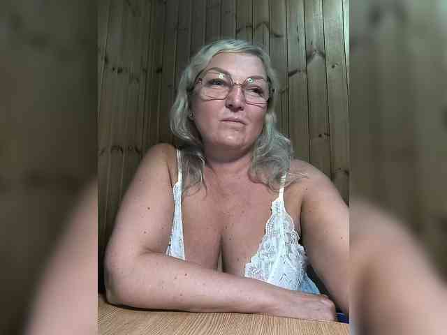 BLONDJob webcam
