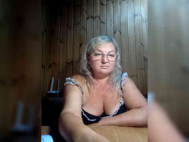 BLONDJob webcam