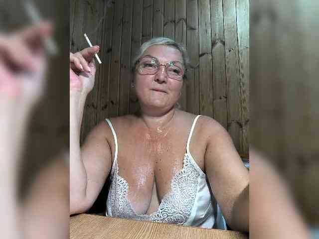 BLONDJob webcam
