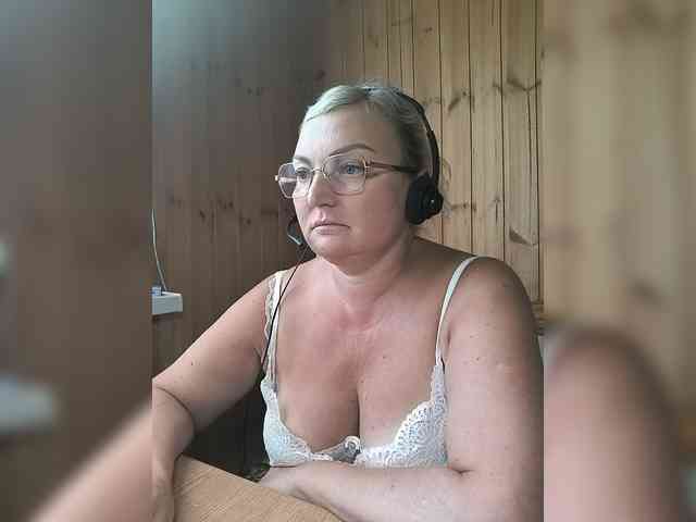 BLONDJob webcam
