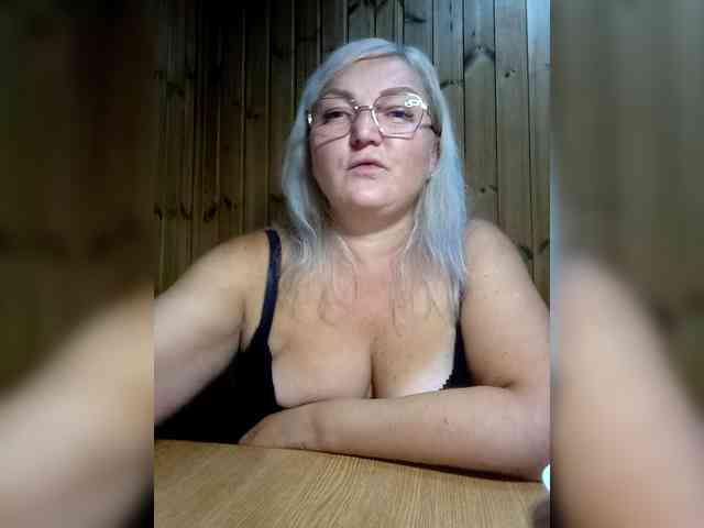 BLONDJob webcam
