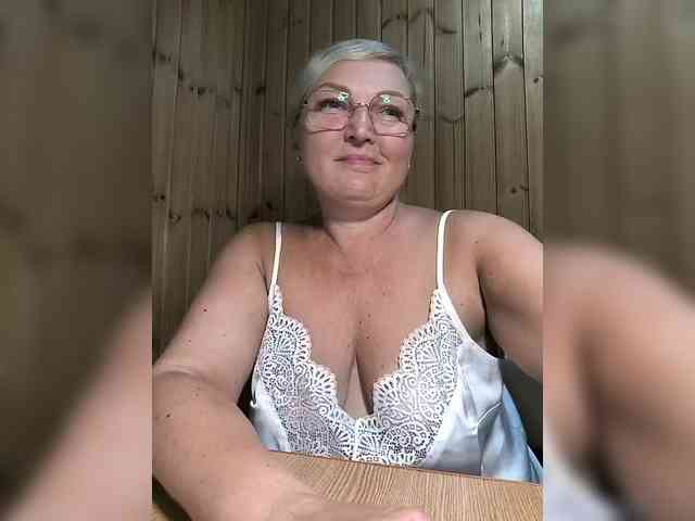 BLONDJob webcam